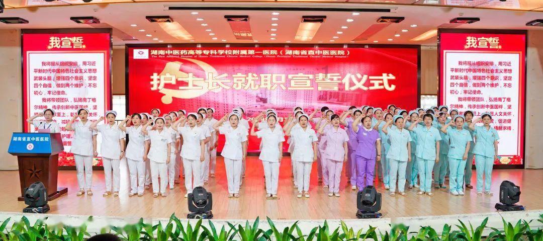 女生需要一个好看的，贵的包包来搭衣服吗？游戏画面